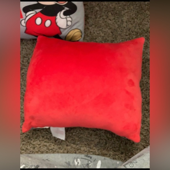 Lot of two Disney Mickey Mouse Pillows - Picture 4 of 5